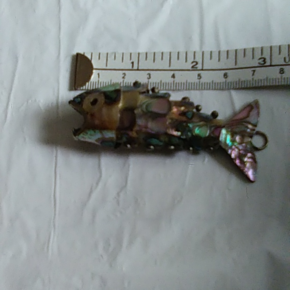 Fish Pendant Necklace - Picture 7 of 7